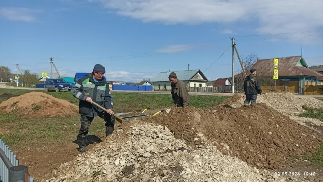 Ермолкинта обелиска ҫӗнетес ӗҫсем пуҫланнӑ