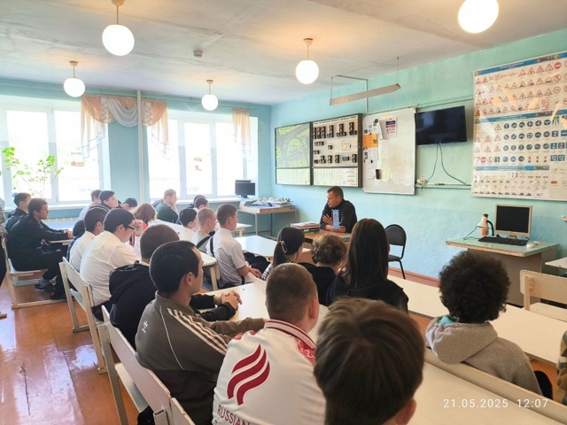 Студентсем пулас ĕç параканпа тĕл пулнă