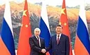 Путин Си Цзиньпина ҫитес ҫул Раҫҫее ҫитсе курма чӗннӗ