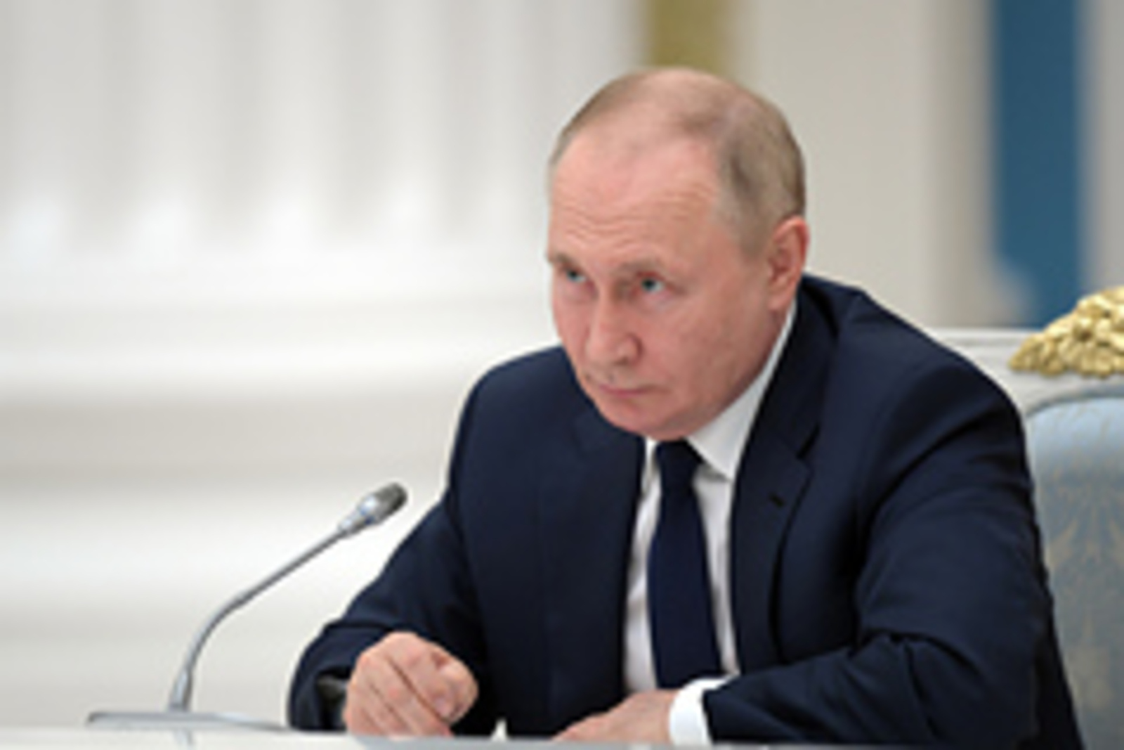 Путин Донбаспа Украинӑра пурӑнакансемшӗн Раҫҫей гражданлӑхне илессине ансатлатнă