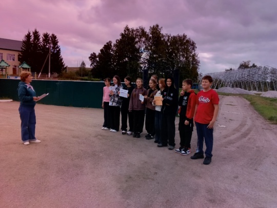 Аитри вăтам шкулта çул-йĕр правилисемпе профилактика калаҫӑвӗ ирттернӗ