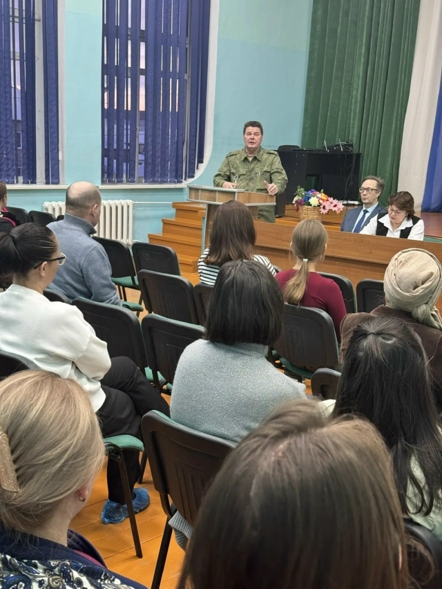 Шкулта экстремизма тата терроризма асăрхаттарассипе ашшӗ-амӑшӗсен пухӑвӗ иртнӗ