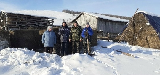 Шкул ачисем боец амăшне пулăшнă