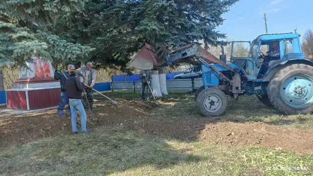 Ермолкинта обелиска ҫӗнетес ӗҫсем пуҫланнӑ