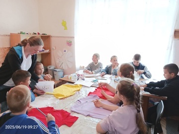 Ача-пӑча площадкинче ачасем куна интереслĕ ирттереççĕ