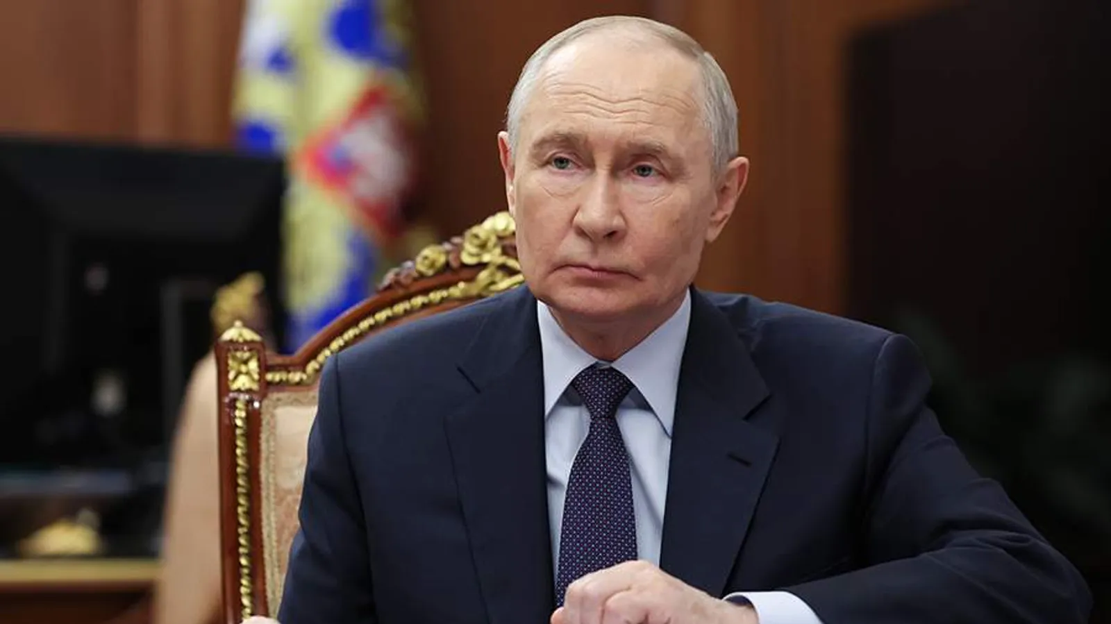 Путин пурнӑҫри йывӑр лару-тӑрӑва лекнӗ ҫамрӑксене пулӑшасси пӗлтерӗшлӗ тенĕ