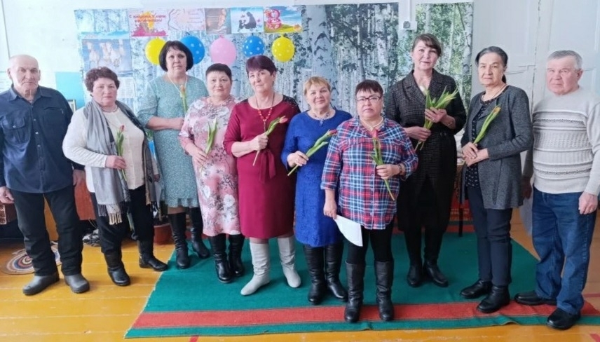 Ăхпуçĕнчи библиотекăра музыкӑпа поэзи сехечӗ  иртнӗ