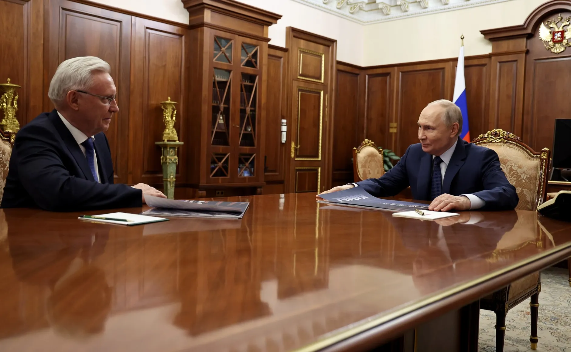 Путин К5 сериллӗ КамАЗ ҫӗнӗ грузовика хакланӑ