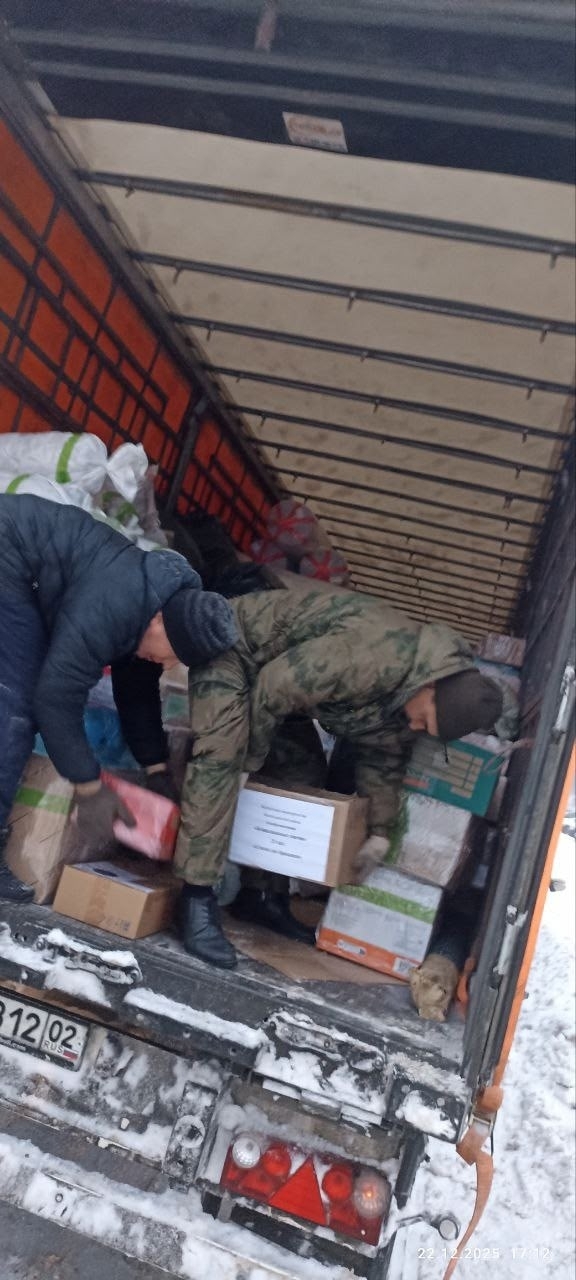 Пӗтӗм чун-чӗререн — пирӗн хӳтӗлевҫӗсене!