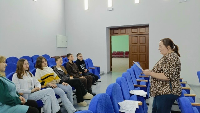 Хушăлкари Культура çуртĕнче «Сиенлӗ йӑласем: мифсем тата чӑнлӑх» лекци ирттернĕ