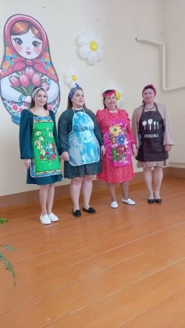 Çирĕклĕ клубĕнче Пӗтӗм тӗнчери хӗрарӑмсен кунне халалласа концерт пулнă