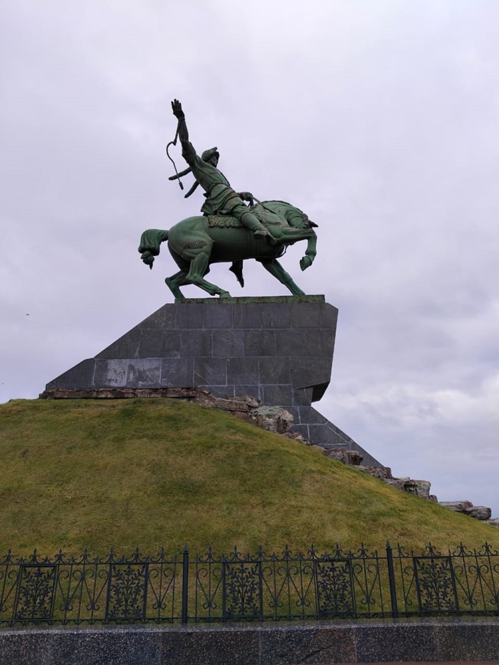 Уфара Салават Юлаев палӑкне реставрацилес ӗҫсем пуҫланнӑ