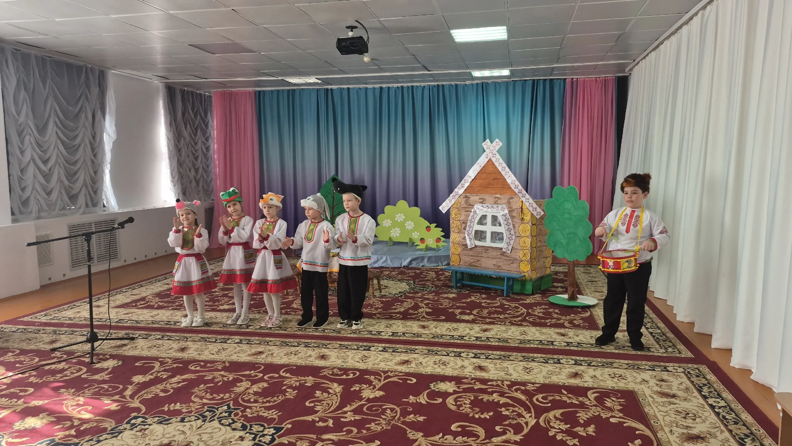 Ҫамрӑк талантсене I степеньлӗ Дипломпа чысланă