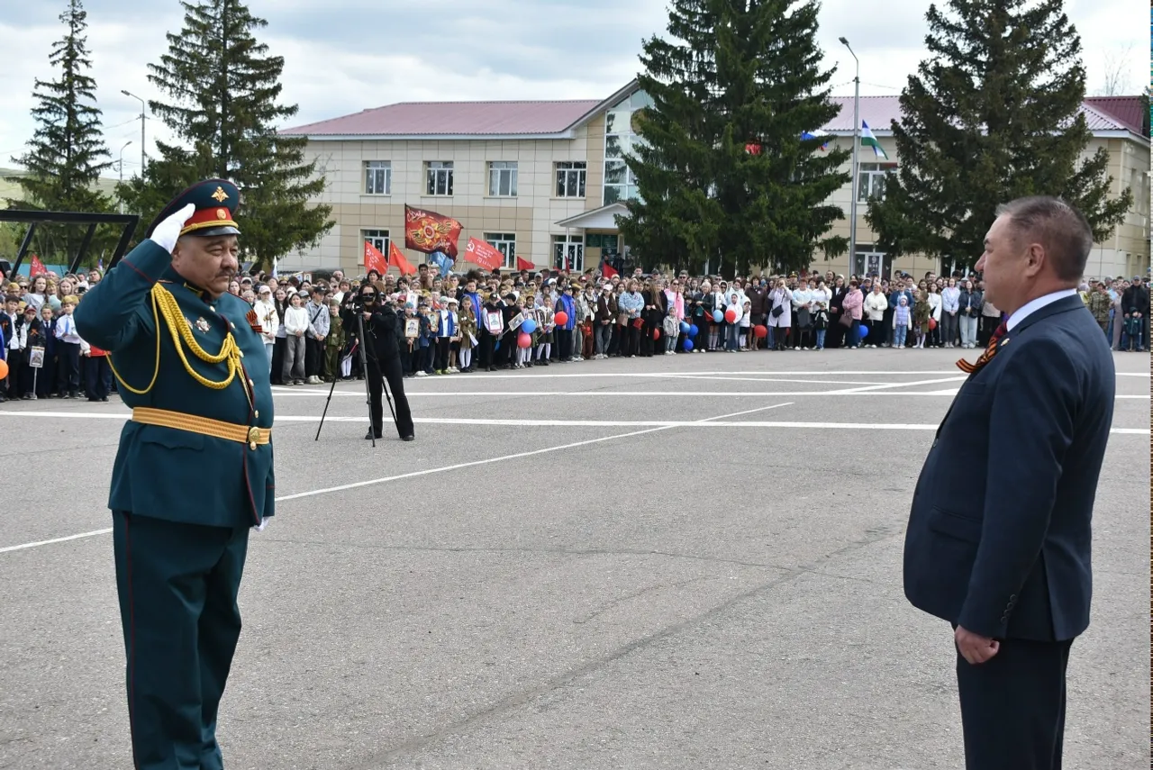 Пишпÿлек районӗнче Ҫӗнтерӳ кунне уявланă