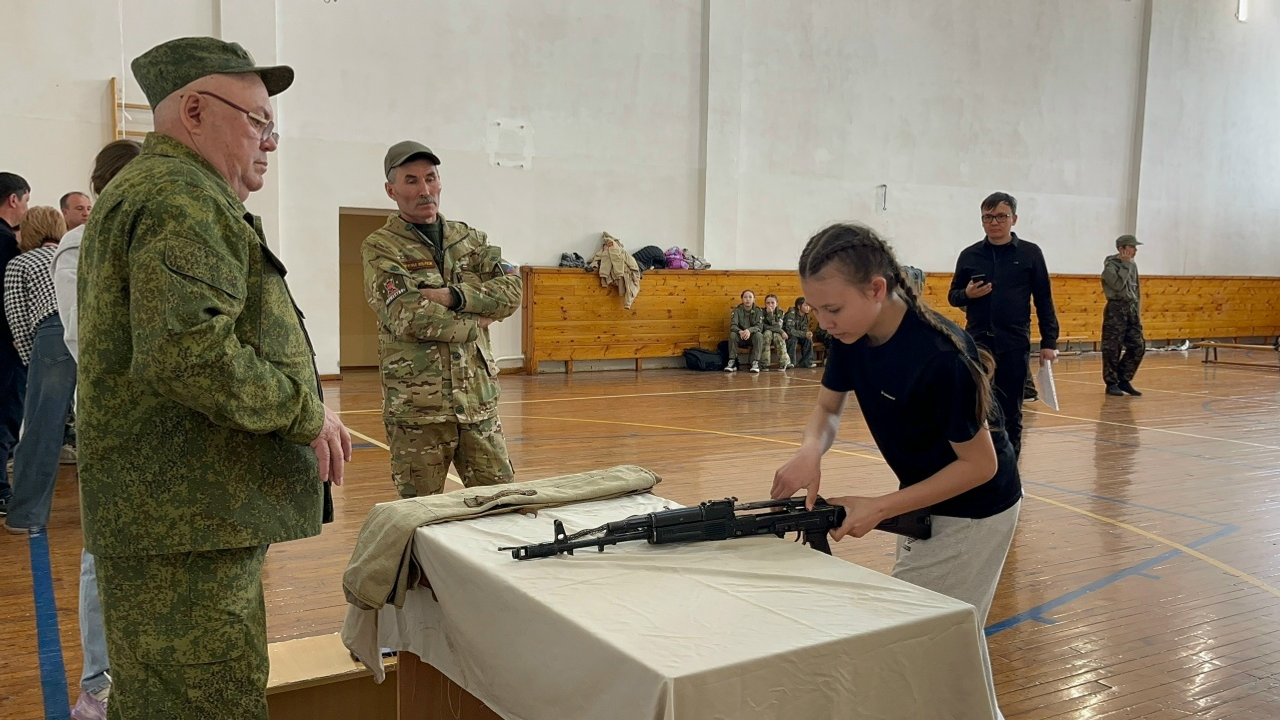 Хушăлка ачисем район чысне хÿтĕленĕ