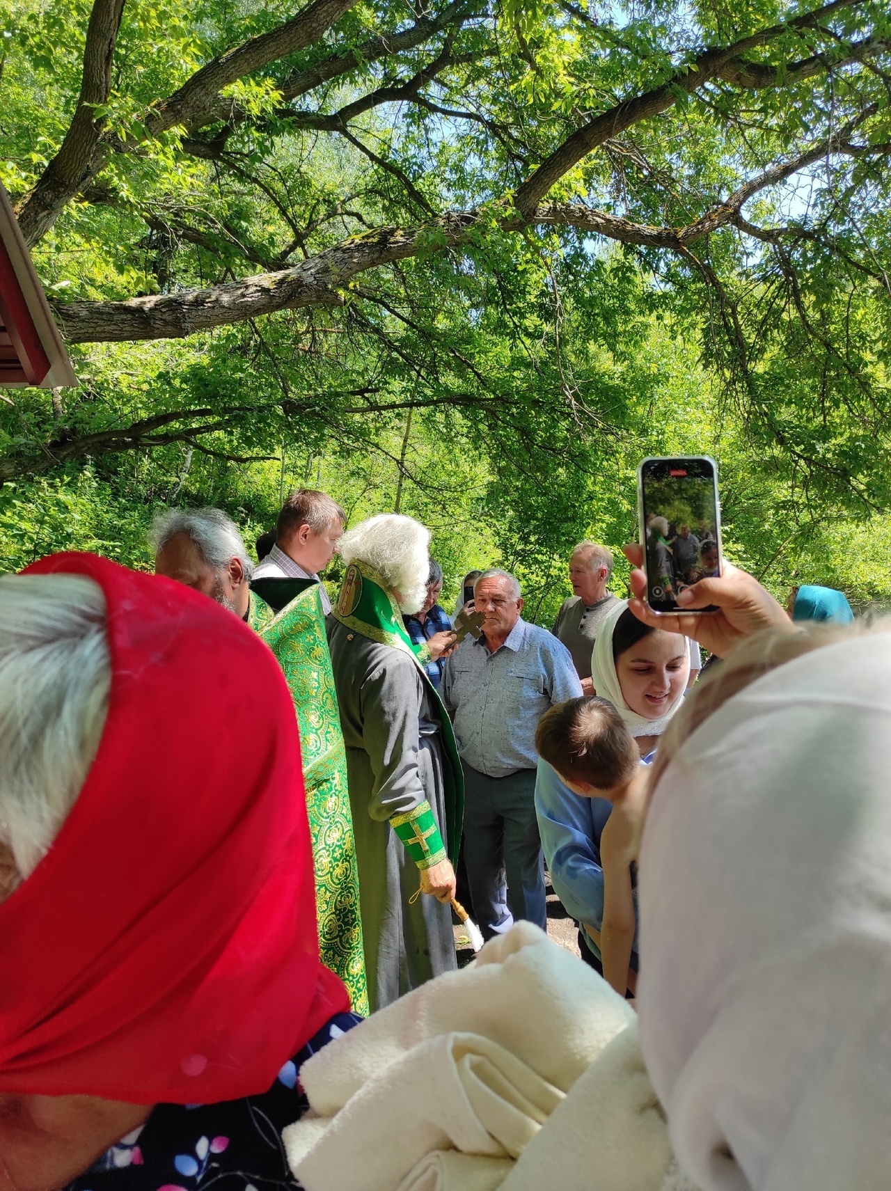 Ҫветтуй Петрпа Феврония Муромскисене халалласа кӗлӗ тунă