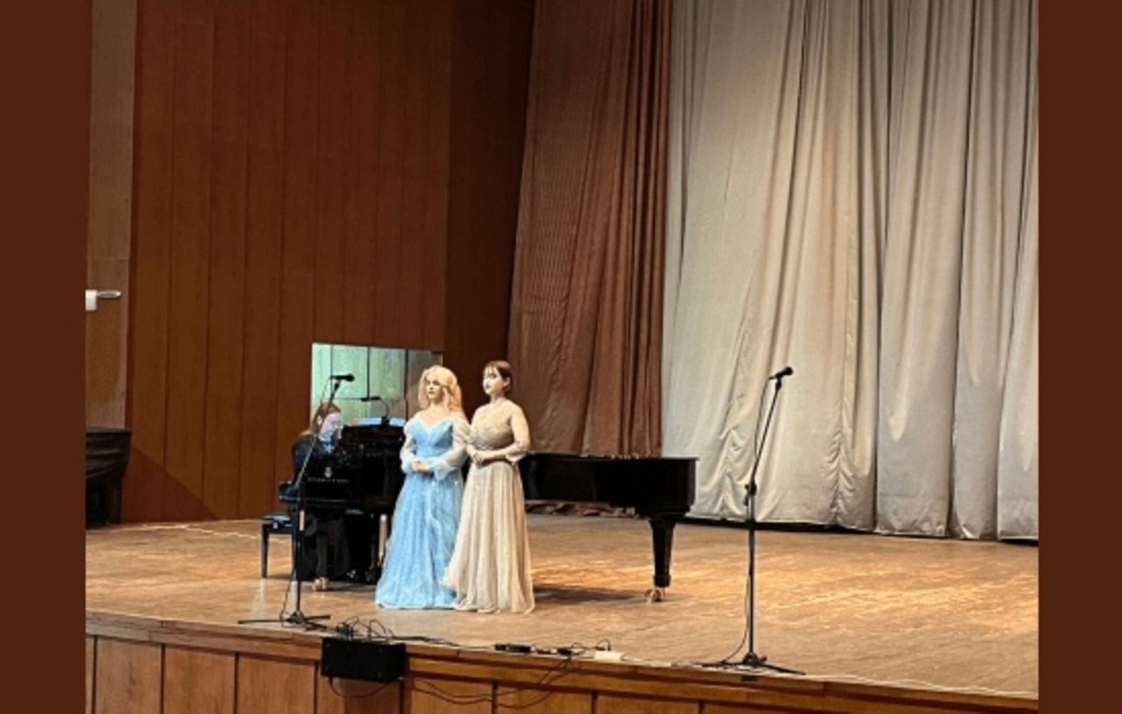 Уфари искусство училищинче Рим Хасанов 75 ҫул тултарнине халалланӑ концерт иртнĕ