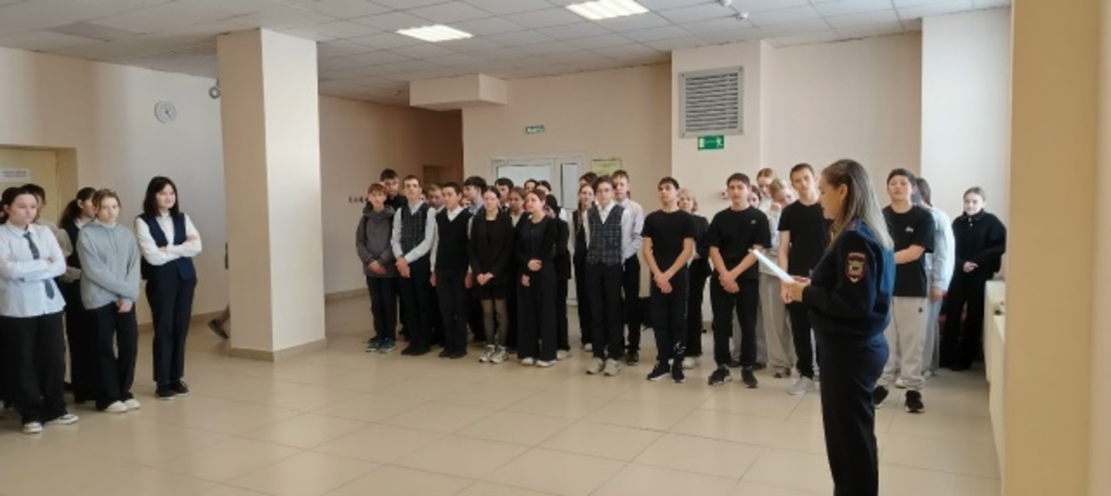 Пишпӳлекри 3-мӗш вăтам шкул ачисем право пĕлĕвне ÿстернĕ