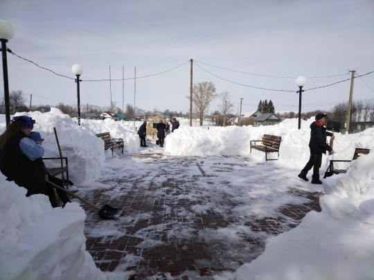 Палӑка ҫурхи юртан тасатас енӗпе «Таса обелиск» акци