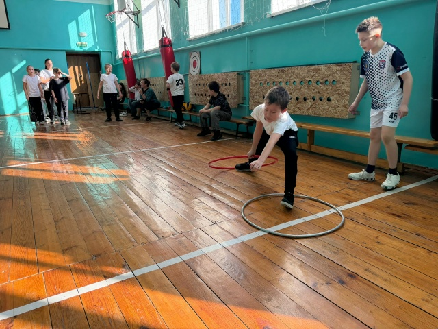 Пишпÿлекри 2-мӗш шкулта «Зарница 2.0» вӑйă иртнĕ