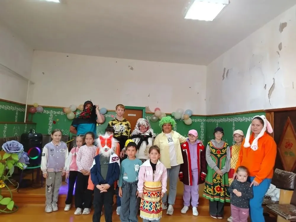 Михайловкӑри ачалӑхпа савӑнӑҫ уявӗ!