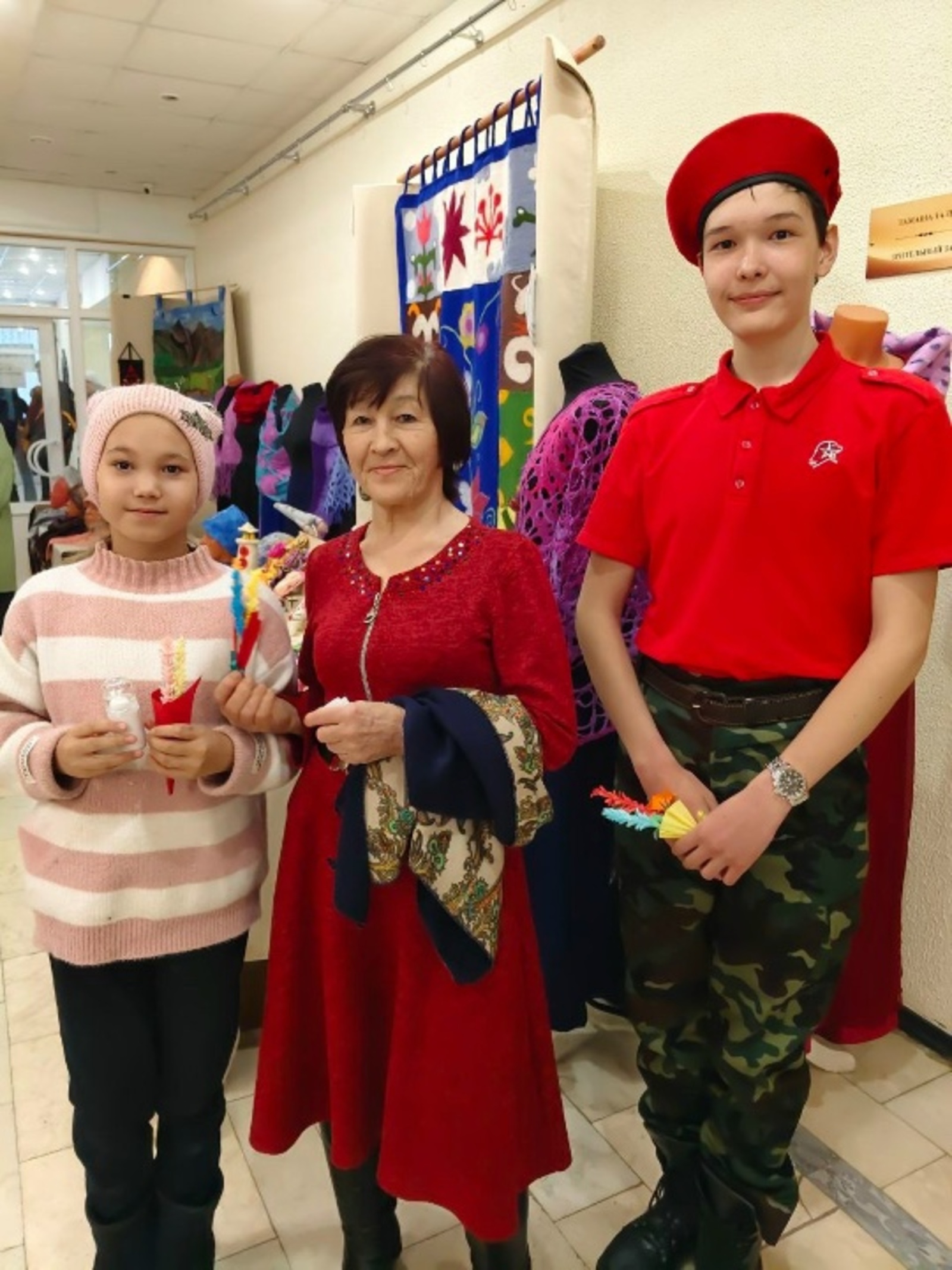 Пӗтӗм Раҫҫейри «Сире, юратнисем!» акци