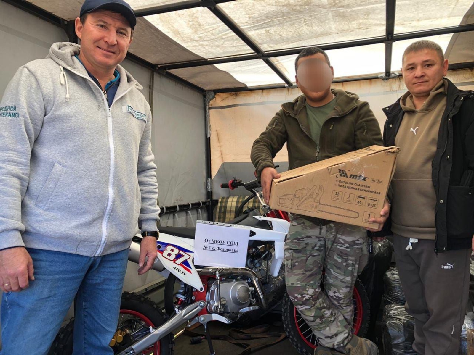 Пушкӑртстанран СВО зонине экскаваторпа питбайк янӑ