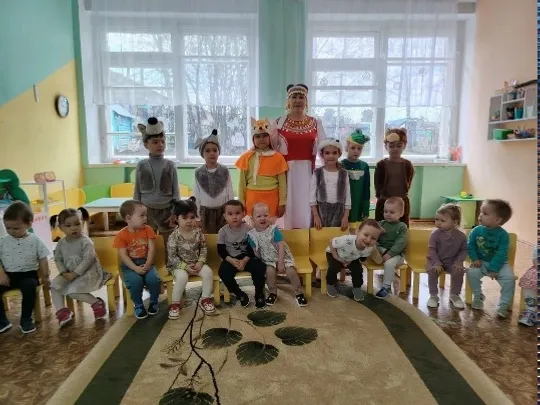 Чӑвашла асамлӑ «Теремок»: пепкесем валли юмах уявӗ!