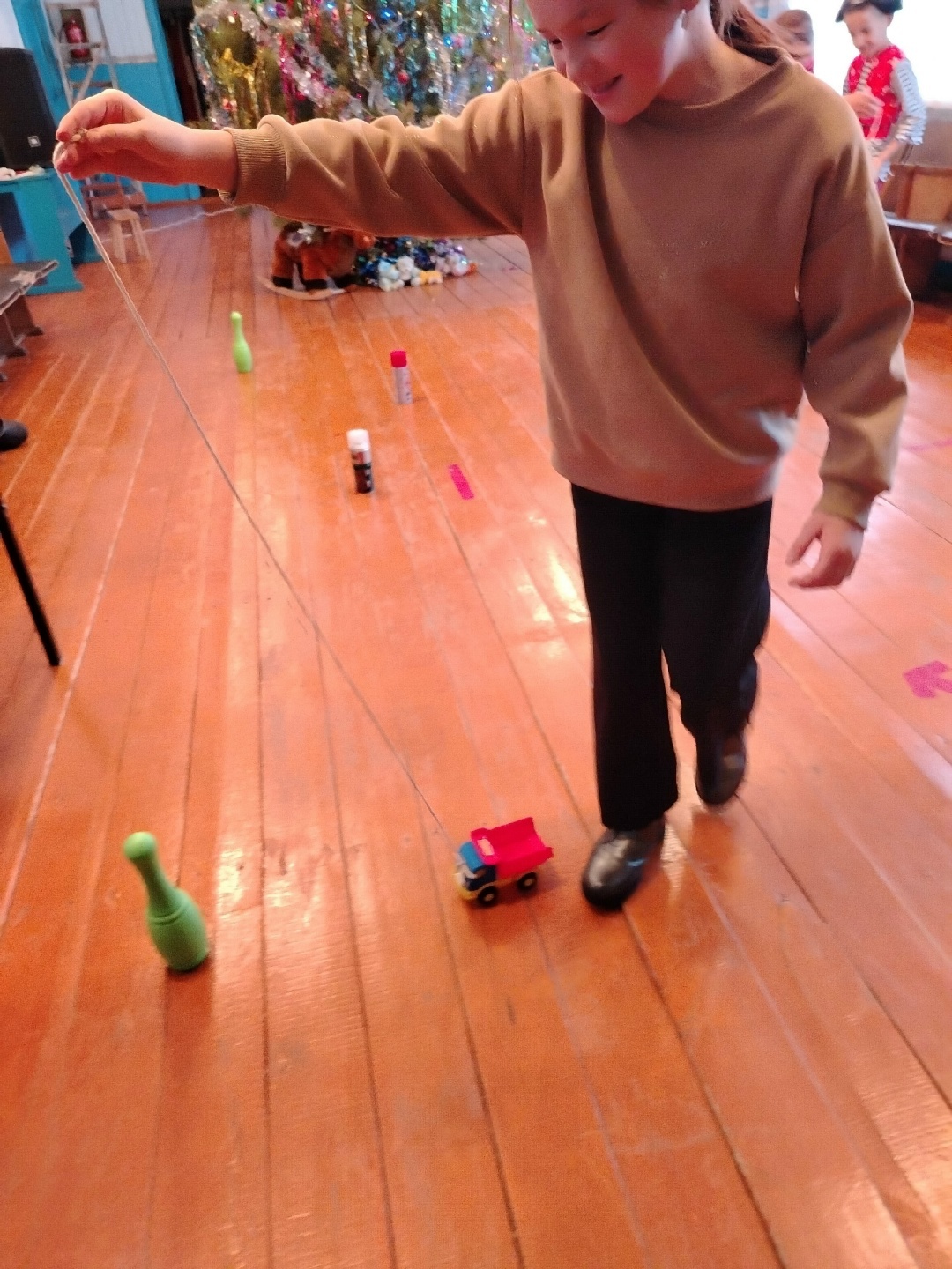 Кистенлĕпуç клубӗнче Ҫӗнӗ çул вӑййисем пулнă