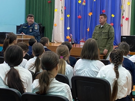 Пишпÿлекри 1-мӗш вăтам шкулта пĕлÿллĕ тĕлпулу иртнĕ