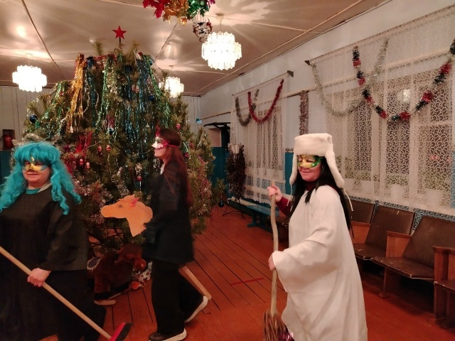 Раштав авалтанпах йӑласемпе пуян