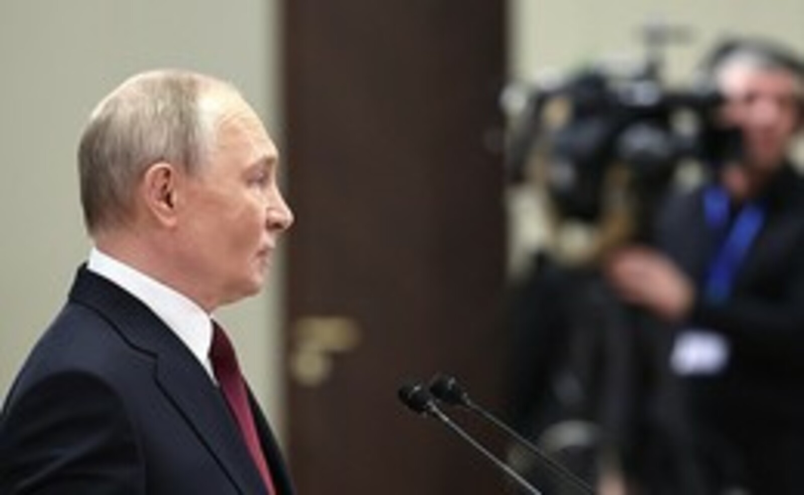 Путин Кӑркӑсстанри визита вĕçленĕ