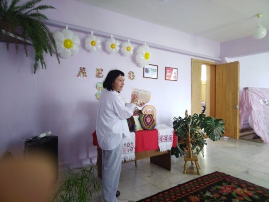 Çирĕклĕ клубӗнче «Асламӑш арчин вӑрттӑнлӑхӗсем» пĕлÿ программи иртнӗ