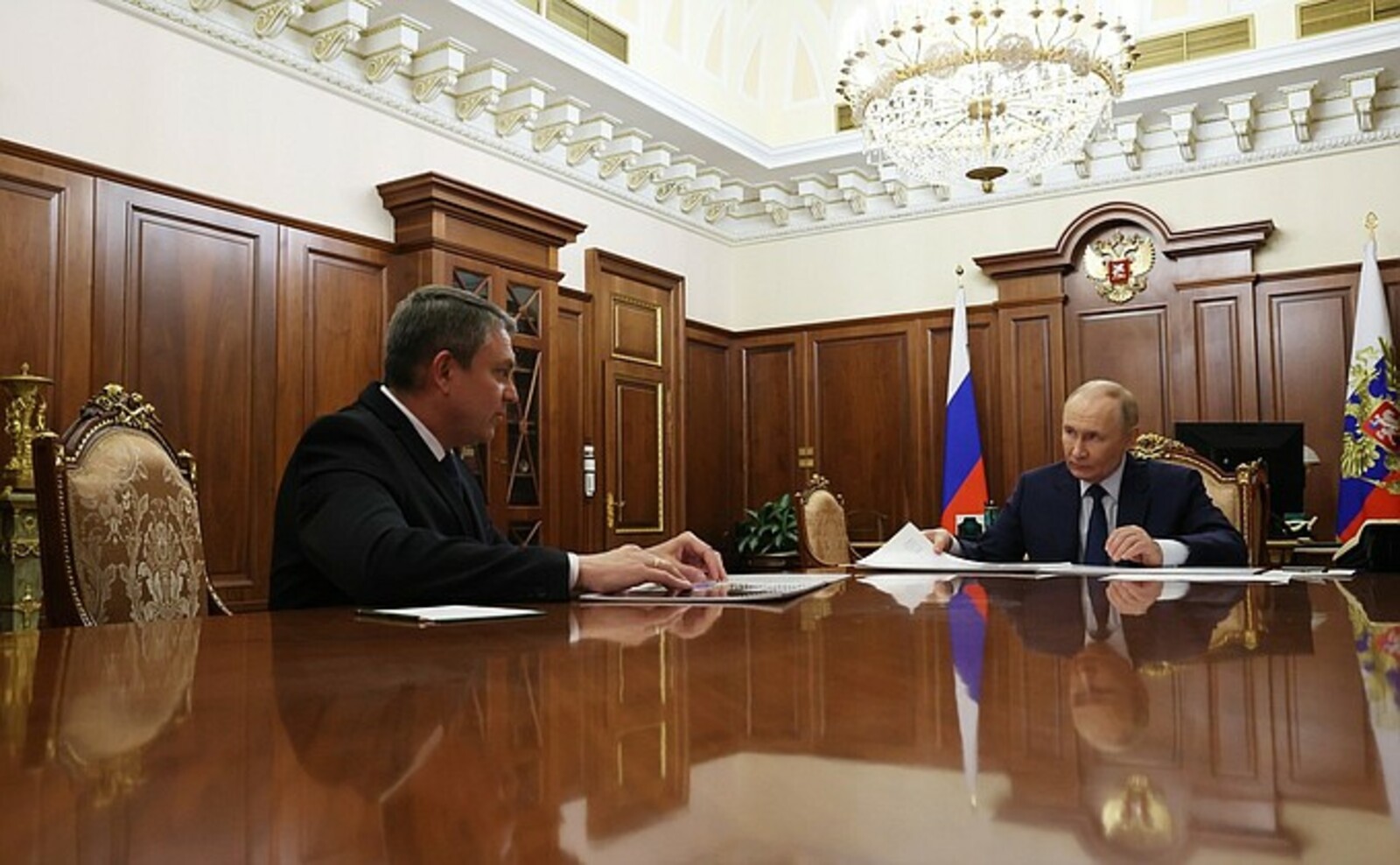 Путин ЛНРти аграрисене укҫа-тенкӗ чакарнине тишкерме ыйтнӑ