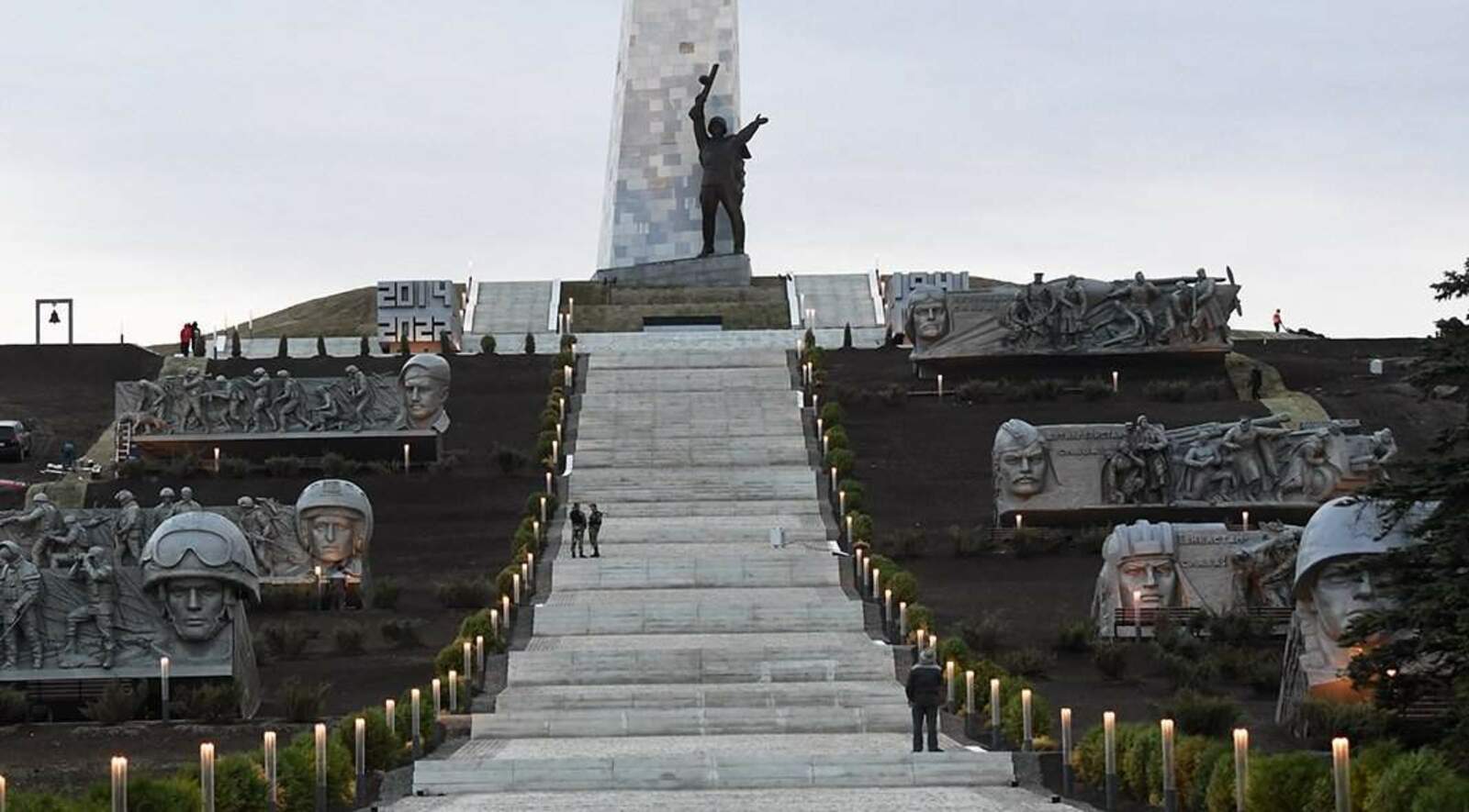 ДНРти "Саур-Масар" мемориаллă комплексне Владимир Путин хушнипе  юсанă