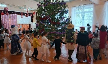 Ача сачĕн  воспитанникĕсем Çӗнӗ ҫулхи спектакльте пулнă