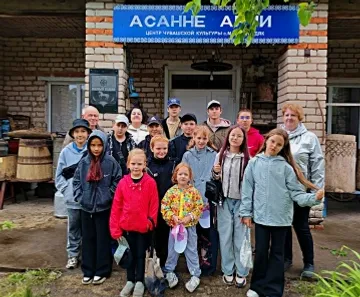 60 ытла ачапа аслисем тӑван ен историйӗпе тата культурипе паллашнӑ