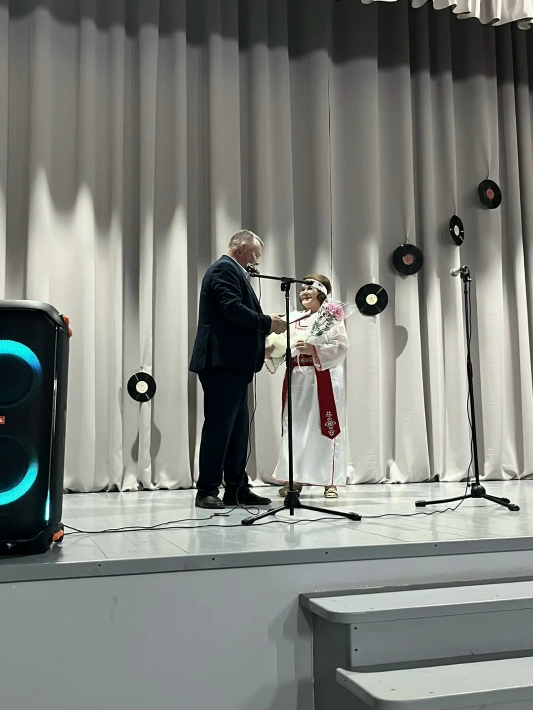 Хушăлкара  ҫемьесене чысласси ырӑ йӑла пулса тӑнă