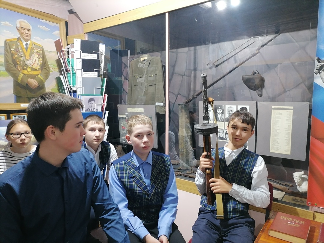 Шкул ачисем музейре экскурсинче пулнă