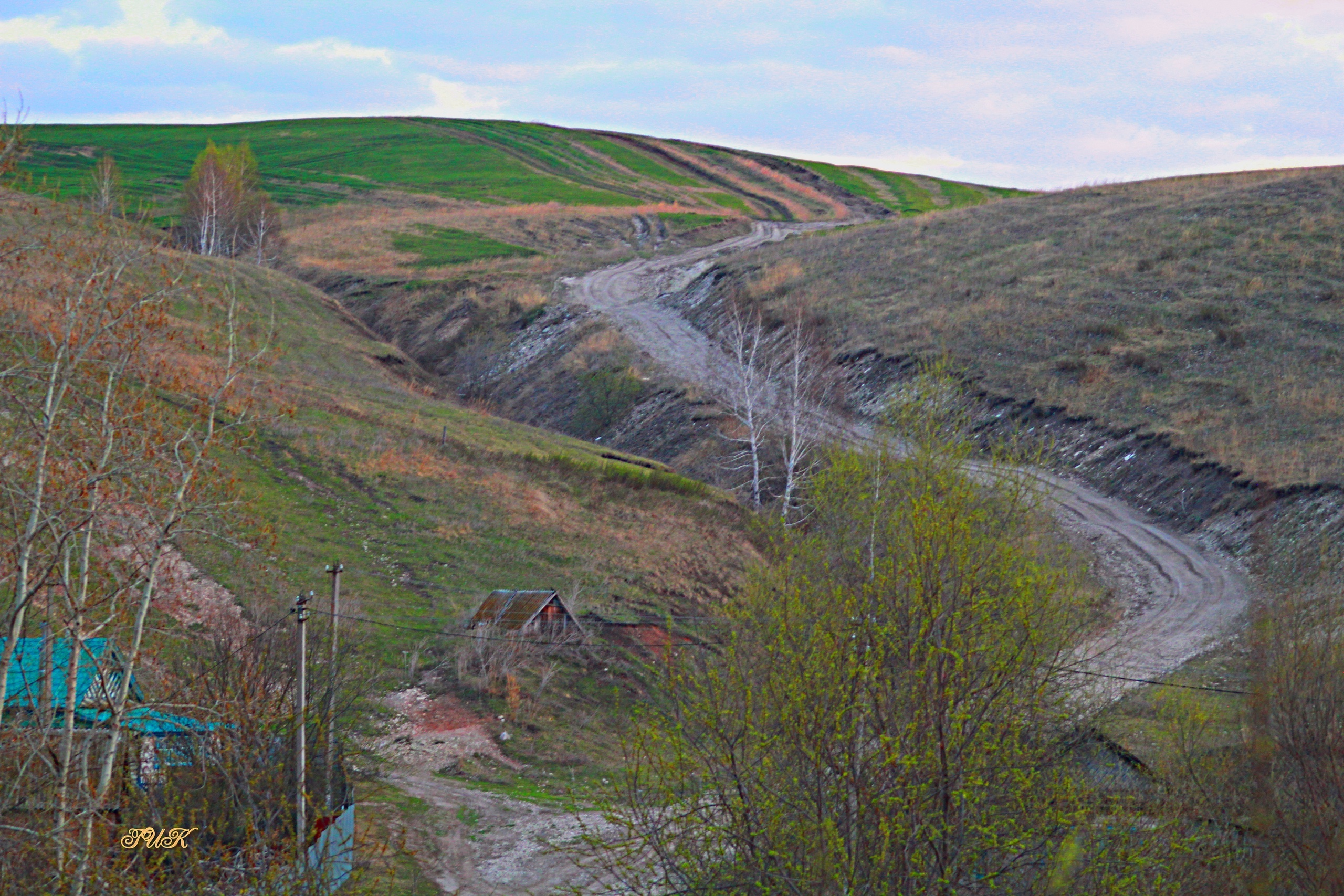 Чарӑнса тӑр пӗр саманта...
