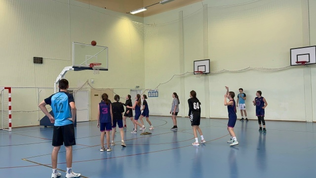 Баскетбол ӑмӑртӑвӗ: ҫутӑ самантсем тата ҫӗнтерӳсем