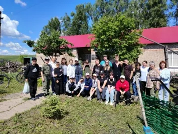 60 ытла ачапа аслисем тӑван ен историйӗпе тата культурипе паллашнӑ