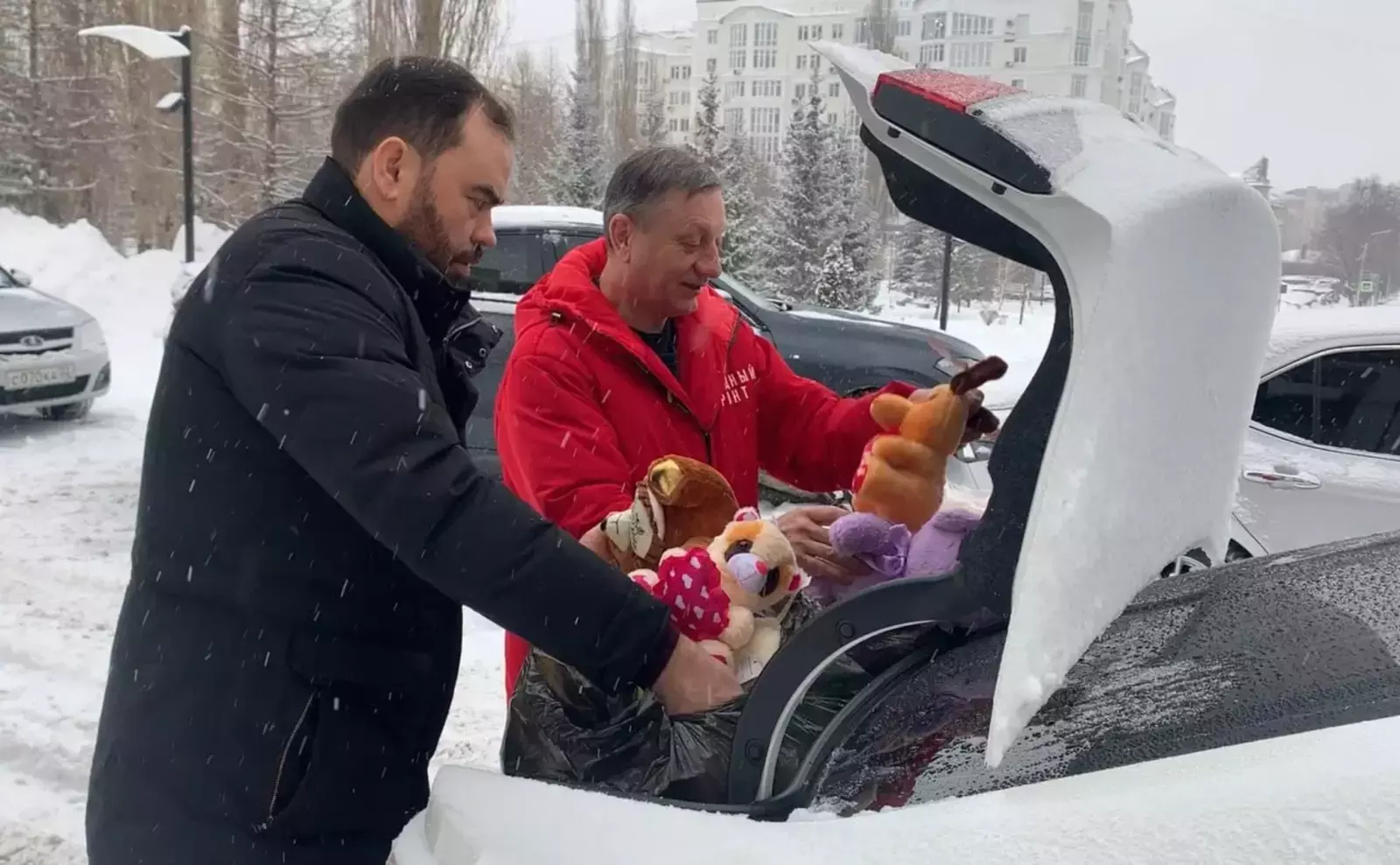 Пушкӑртри "Халӑх фрончӗ" Донецкри ача садне шефа илнӗ