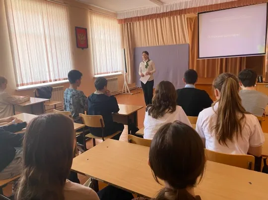 Профессионалпа тӗл пулнă: финанс пӗлӗвӗ пирки калаçнă