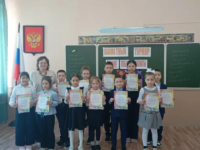 Ача-пӑча пултарулӑх центрӗн «Шахмат» пӗрлешӳре уҫӑ заняти иртнӗ
