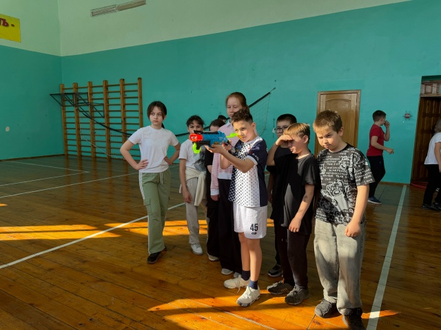 Пишпÿлекри 2-мӗш шкулта «Зарница 2.0» вӑйă иртнĕ