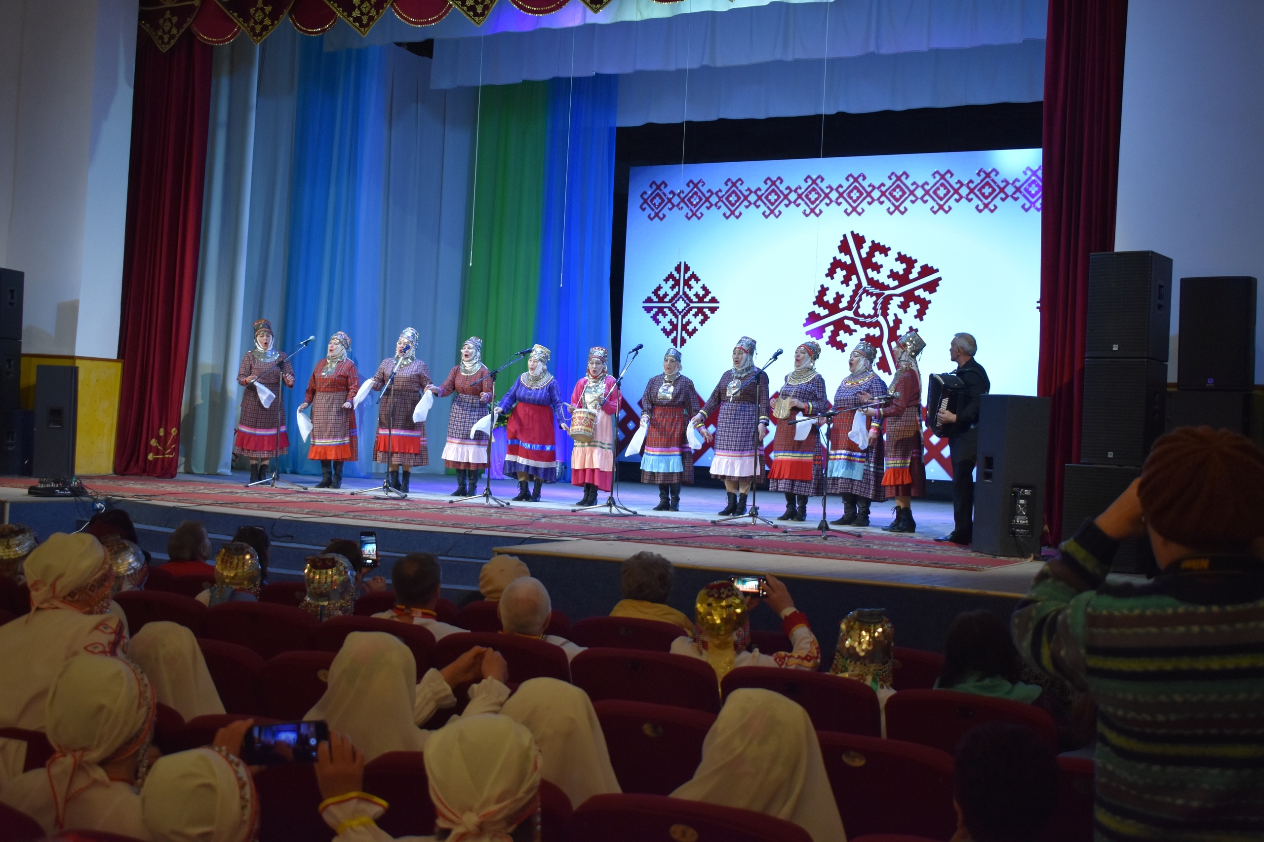 Пишпÿлекре аслӑ ӑрури ҫынсен пултарулӑх фестивалӗ иртнĕ