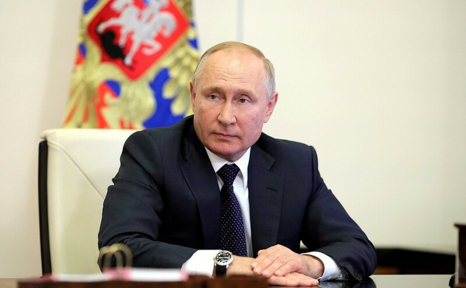 Владимир Путин икĕ Пушкăртстан çыннине патшалăх наградисем парасси пирки Указа алă пуснă