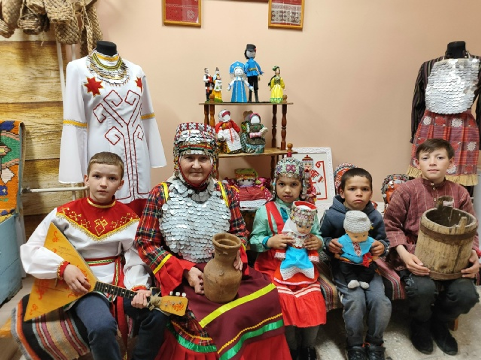 «Илем çӑлкуҫӗсем» фольклор сехечӗ