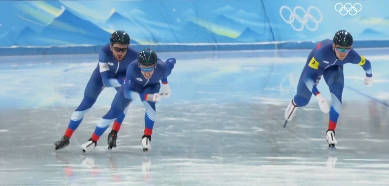 Раҫҫей конькобежецĕсем Пекинри вӑйӑсенче Олимп рекордне лартнă